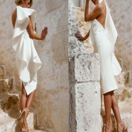 Exclusivo vestido blanco con hombro colgando